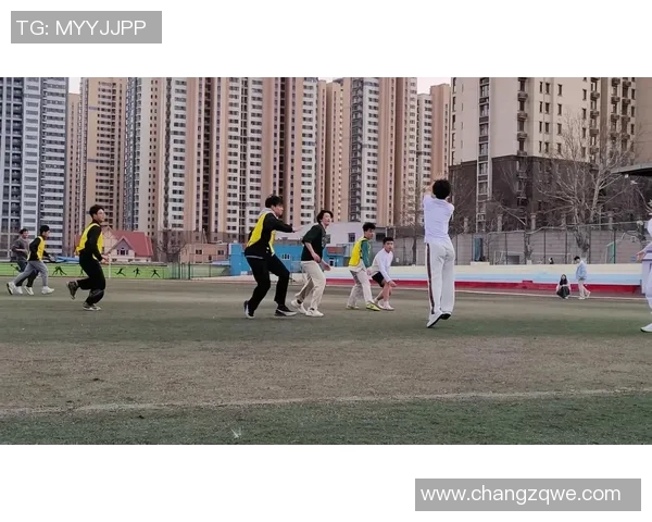 刘娜独家分享飞盘技巧与心得体会助你提升竞技水平与乐趣